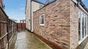 Photo 18- click for photo gallery